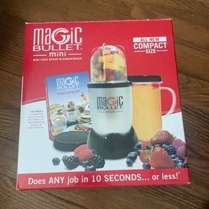 Magic bullet blender. Only used a few times